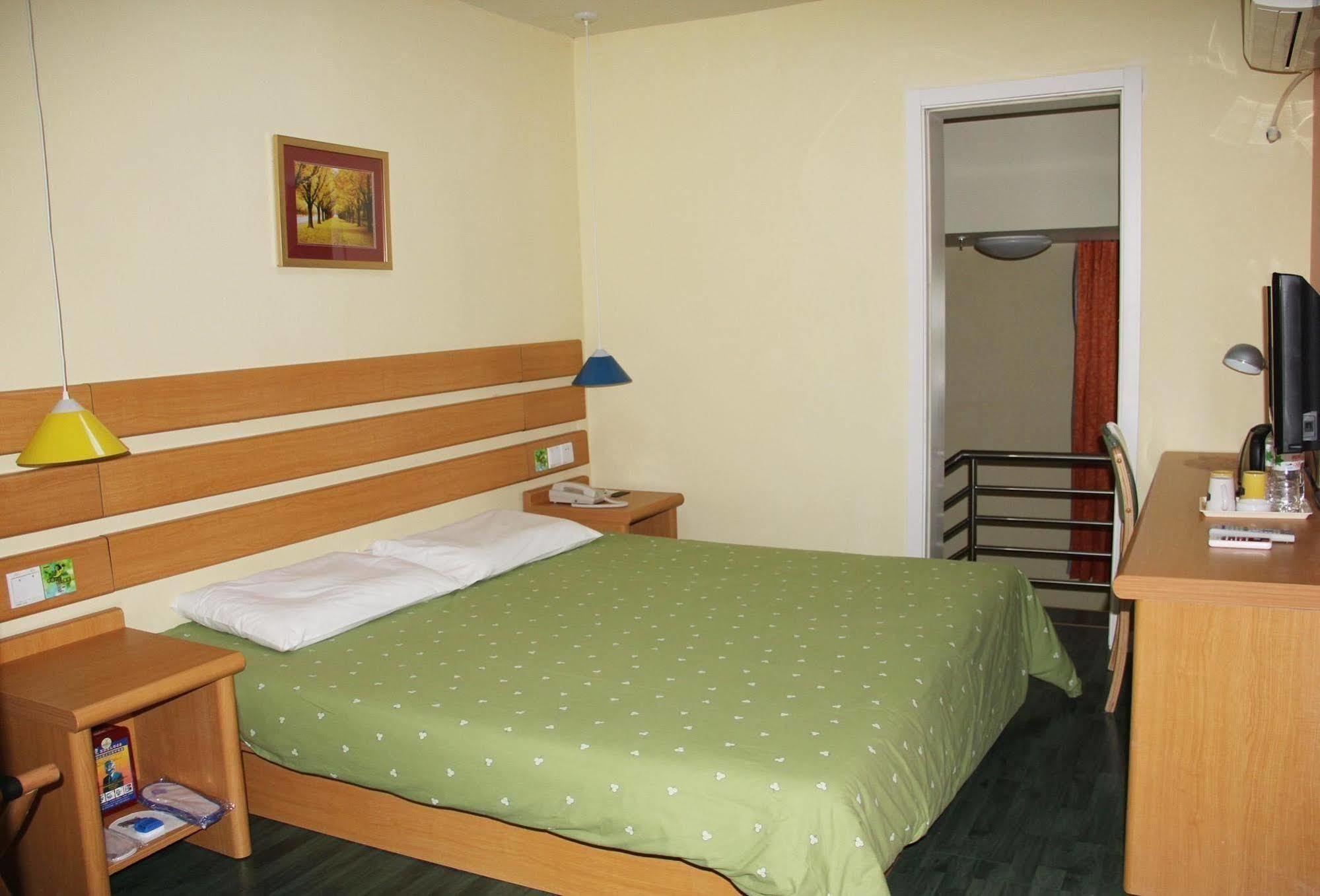 Home Inn Chongqing Jiangbei Airport Shuangfeng Road Εξωτερικό φωτογραφία