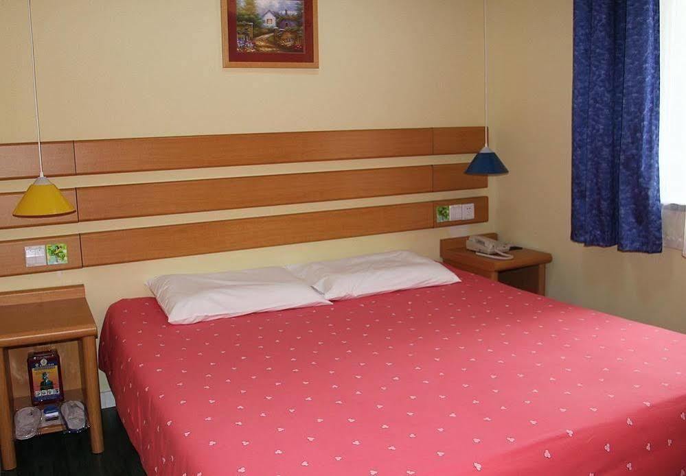 Home Inn Chongqing Jiangbei Airport Shuangfeng Road Εξωτερικό φωτογραφία