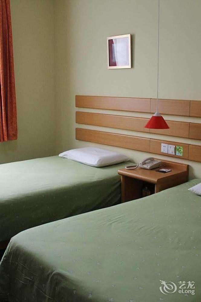 Home Inn Chongqing Jiangbei Airport Shuangfeng Road Εξωτερικό φωτογραφία